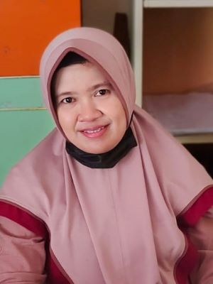 Sri Maryani Guru Biologi SMA Kapuas Pontianak
